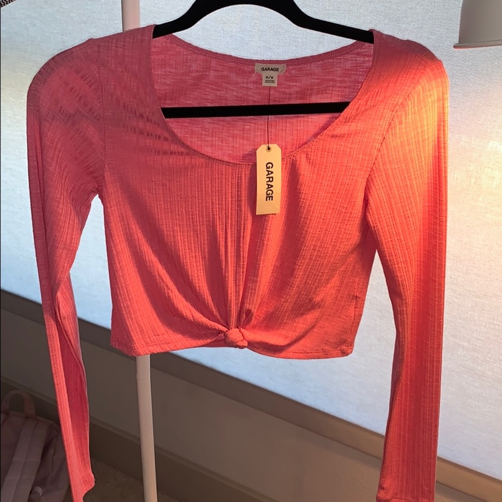 Garage front-knot cropped long sleeve